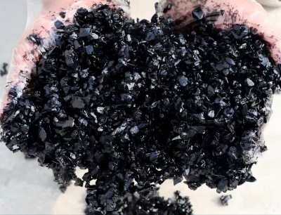 峨蔓镇沥青冷补料（沥青砂）的优势特点与施工流程解析